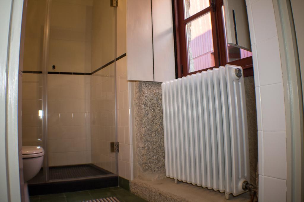Casas Dos Avos Guest House Vale de Cambra Room photo