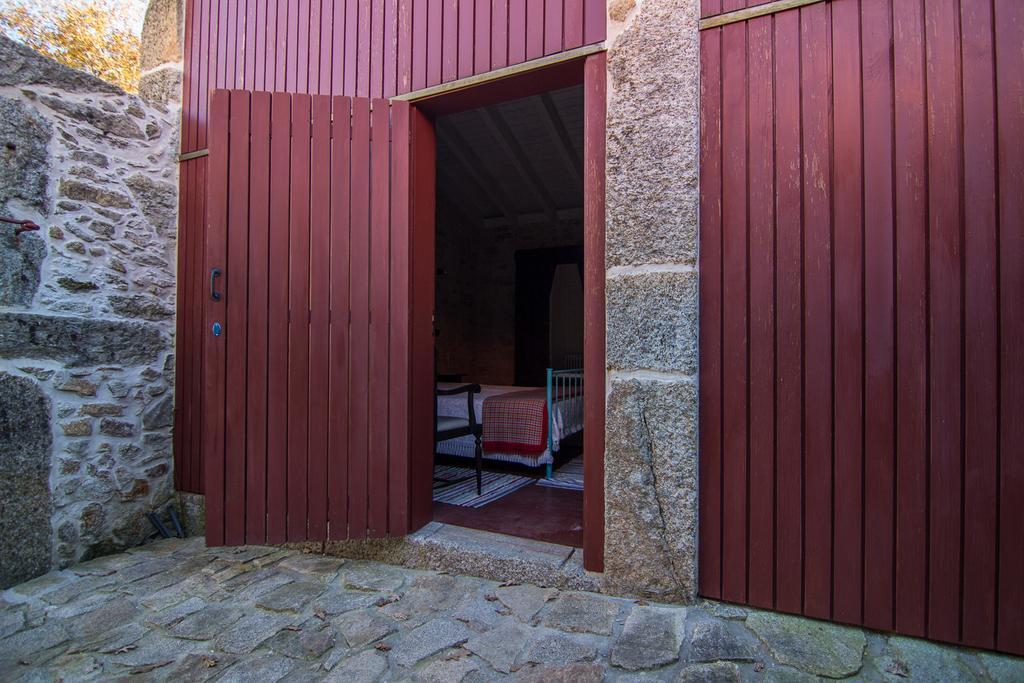 Casas Dos Avos Guest House Vale de Cambra Room photo