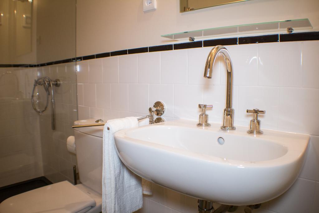 Casas Dos Avos Guest House Vale de Cambra Room photo